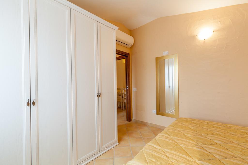 Appartamento Mare Sardegna Porto San Paolo 포르토산파울로 외부 사진