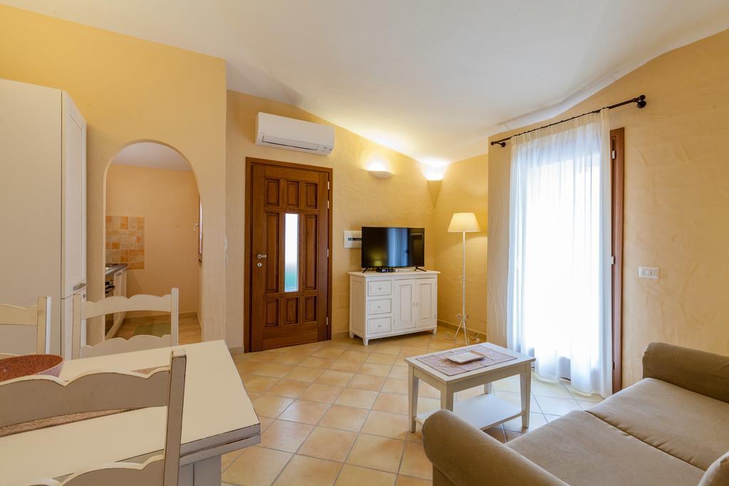 Appartamento Mare Sardegna Porto San Paolo 포르토산파울로 외부 사진